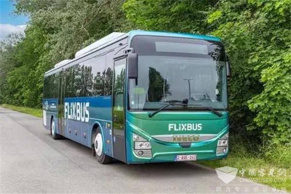 欧洲最大的长途巴士运营商FlixBus采购依维柯Crossway CNG客车
