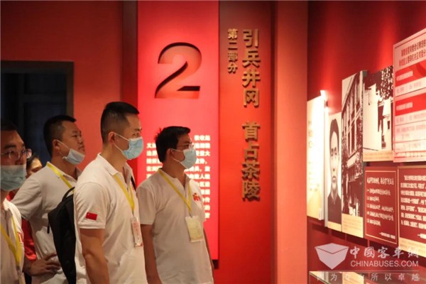 凝聚发展共识：中车电动基层党员学习专题党课