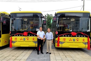 皖国古都 亚星客车服务安徽潜山绿色出行