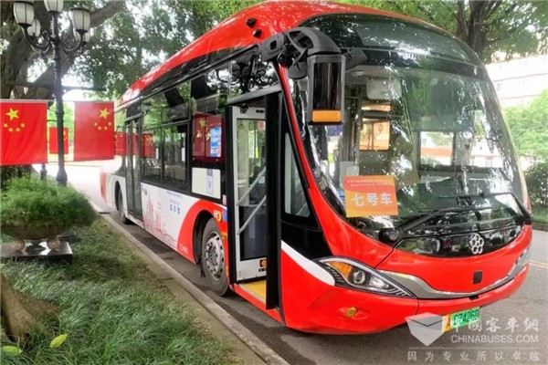 银隆“新式公交车” 助力成都建设公园城市示范区