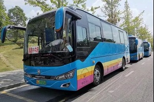福泉人又有福了！亚星助力贵州首班高速公交线路