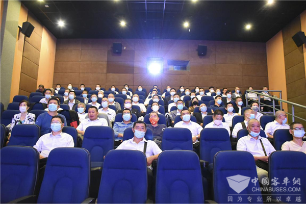 中车电动子公司无锡中车开展主题党日观影活动