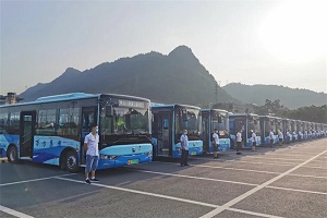 亚星纯电动客车驶入重庆秀山 为多民族聚居地环保出行提质