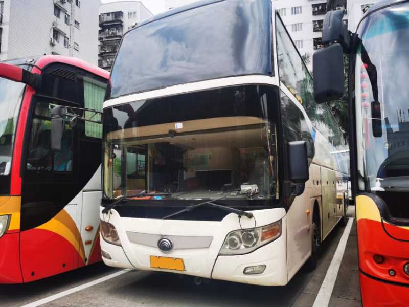 2015年2月 55座有营运转籍气囊中门暖气宇通6126客车
