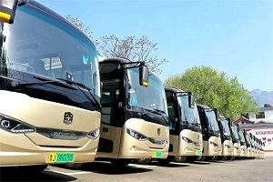 绿色发展示范先行 中通客车助力泰山景区客运跑出“绿色加速度”