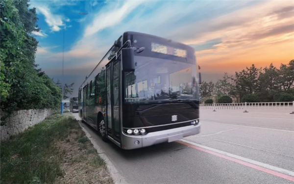 首度亮相！中车电动C10批量交付威海公交