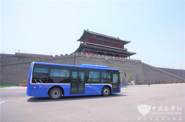 打造“科技”新名片 格力钛“高铁级”公交再进石家庄