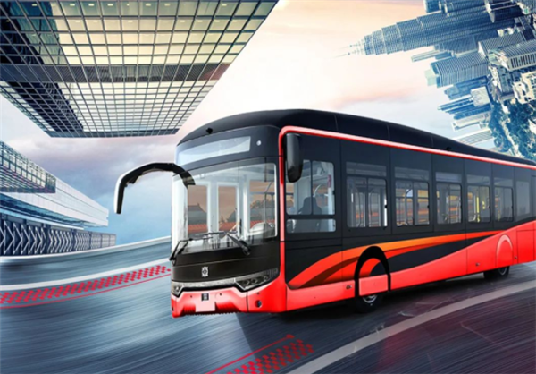 新“鲸”彩 新标杆！X12重新定义城市公交智美出行