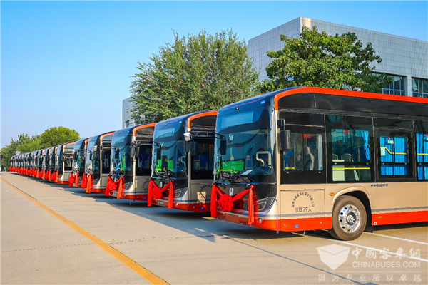 200台吉利星际客车交付淄博 提速齐鲁大地智慧公交建设