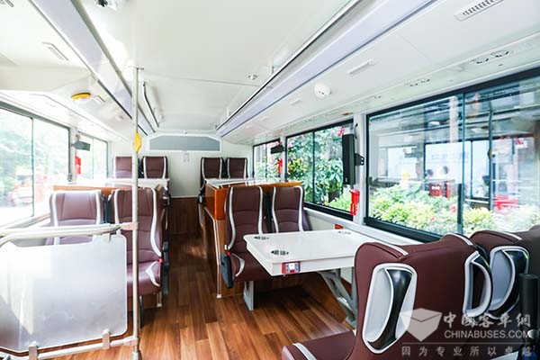 深圳旅游观光巴士 开沃 纯电动双层巴士