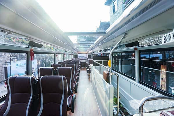 深圳旅游观光巴士 开沃 纯电动双层巴士