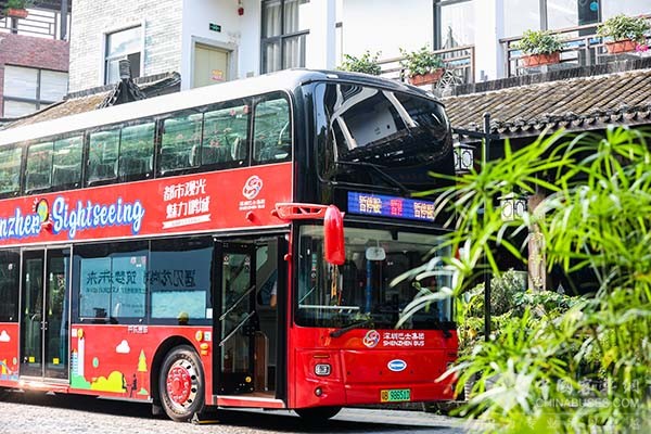 深圳旅游观光巴士 开沃 纯电动双层巴士