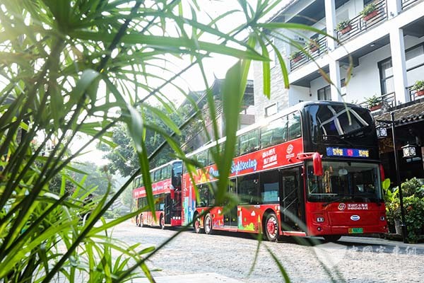 深圳旅游观光巴士 开沃 纯电动双层巴士