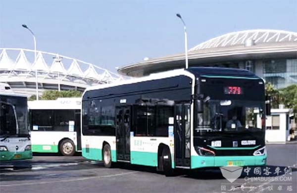 吉利星际 氢燃料电池 城市客车