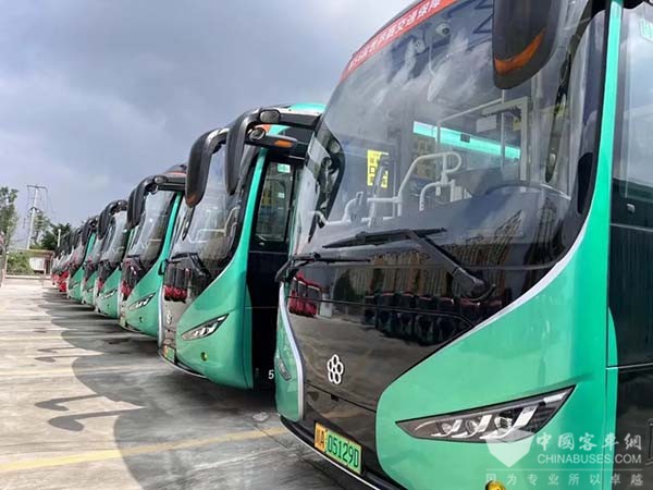 格力钛新能源 脸谱公路车 海豚公交车 世乒赛