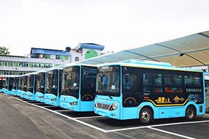 星巴造型城市客车打造 42辆亚星纯电动公交车重庆铜梁投运