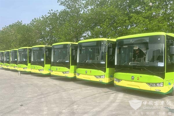 亚星客车 纯电动公交车 绿色文旅事业