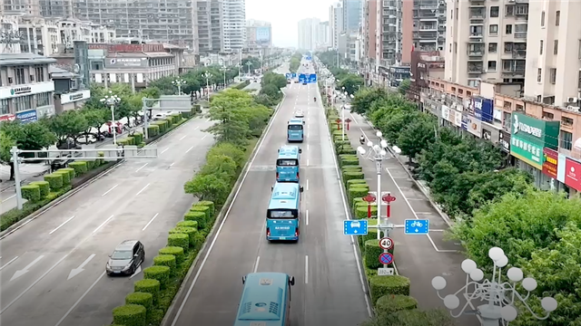 金龙客车&闽运集团护航八闽医务工作者驰援榕城 金龙客车&闽运集团护航八闽医务工作者驰援榕城