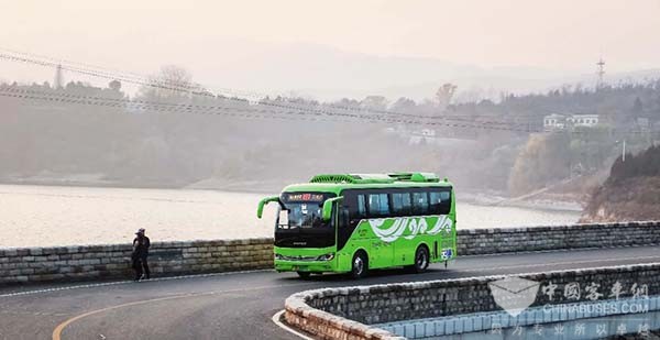 福田欧辉客车 “醉美”公路 百里山水画廊 燃料电池