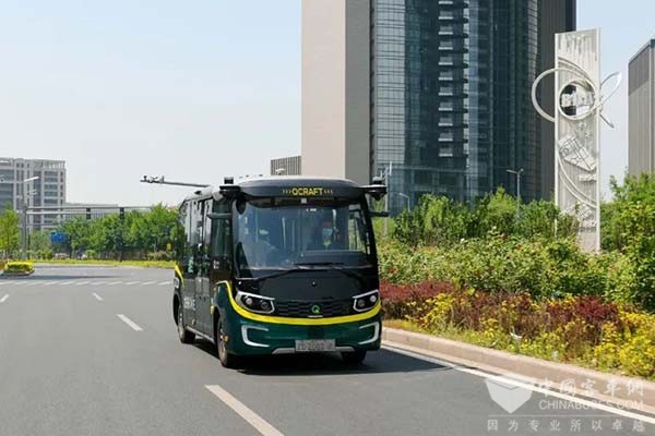 轻舟智航 智能网联 客运巴士 示范应用