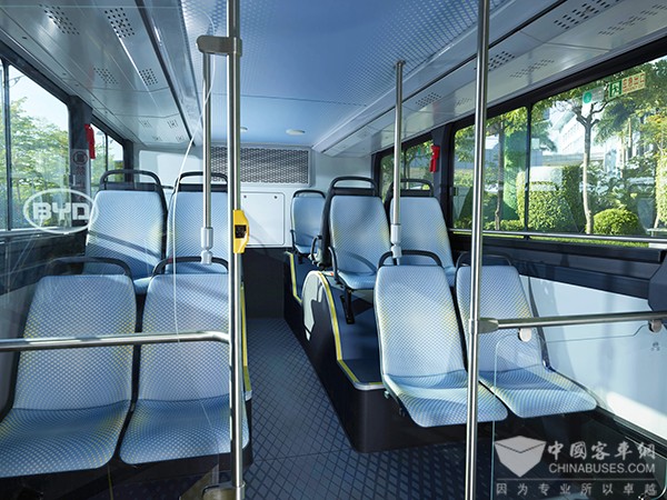 比亚迪商用车 影响客车业 新能源商用车 B12D