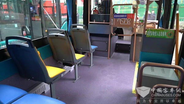 金旅星辰 纯电动公交车 微循环公交