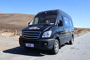 睿星车型表现抢眼 金龙海格客车赏“星悦”目丝路之旅火热进行