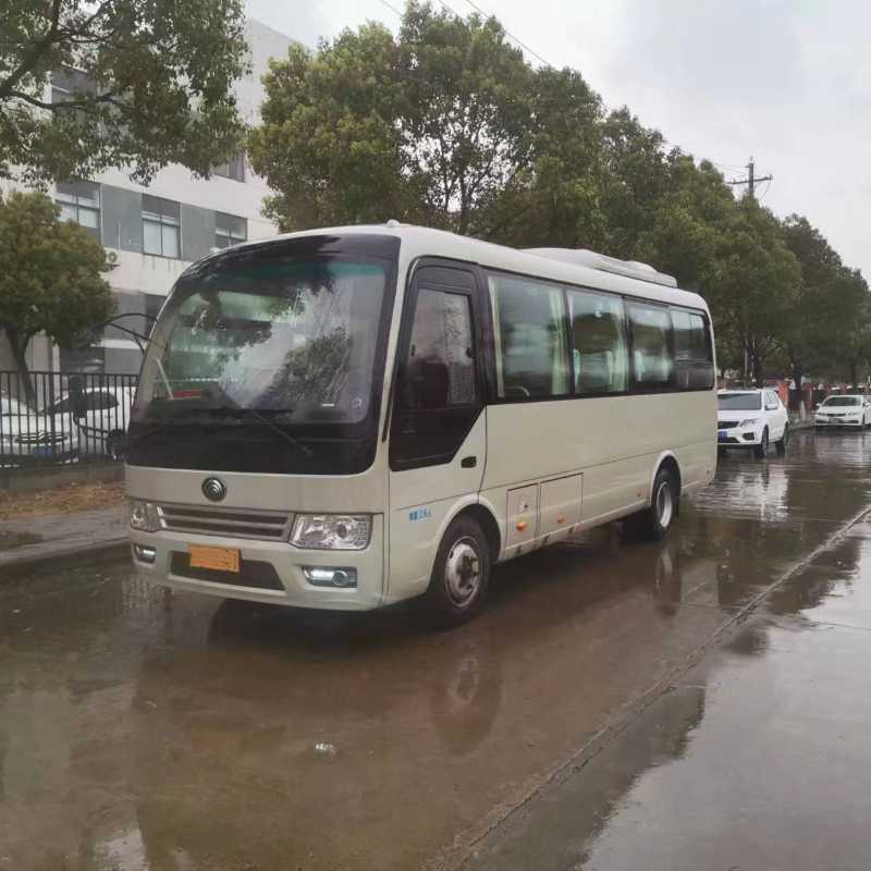 2019年10月 26座国五公里数少四轮碟刹宇通6729客车