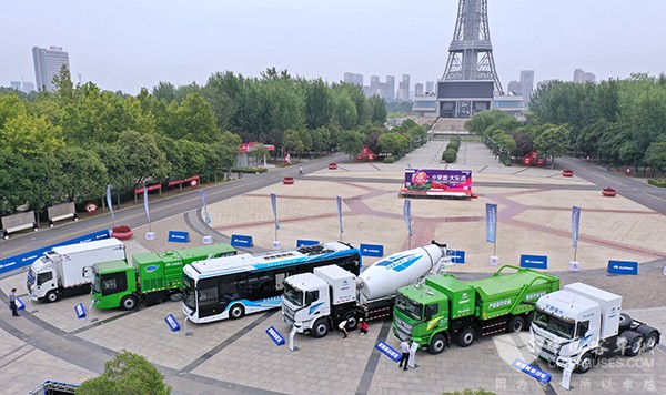 宇通 新能源商用车 地球一小时 燃料电池