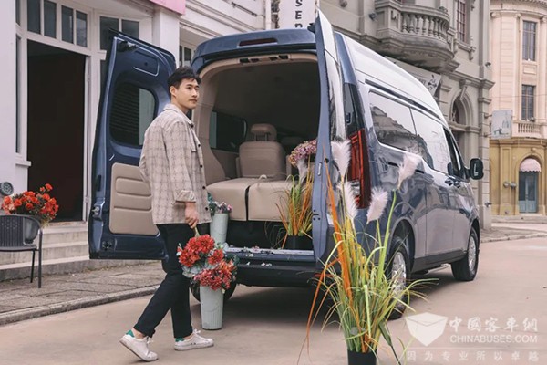 南京依维柯汽车 聚星 开启预售