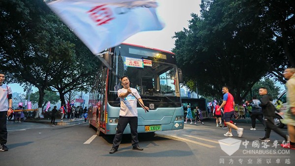 中车电动 重庆马拉松 新能源客车