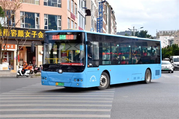 “零碳”出行守护绿水青山，中车新能源让出行美如画