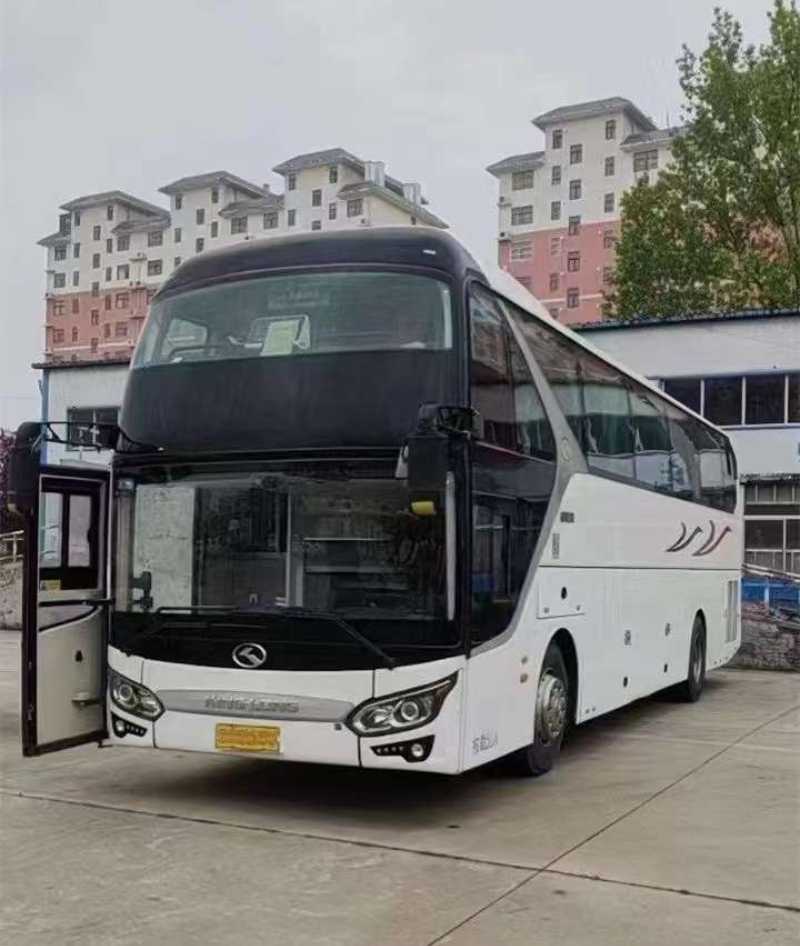 2017年1月 国五50座一层半大金龙6119中门暖气车