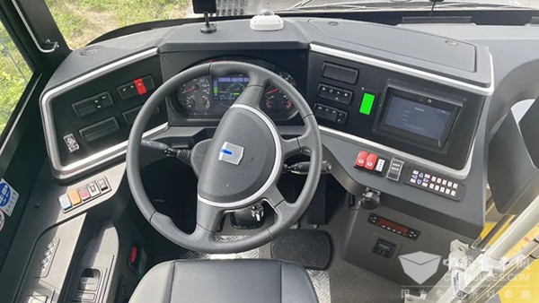 吉利星际客车 纯电动 城市客车 C10 慈溪公交