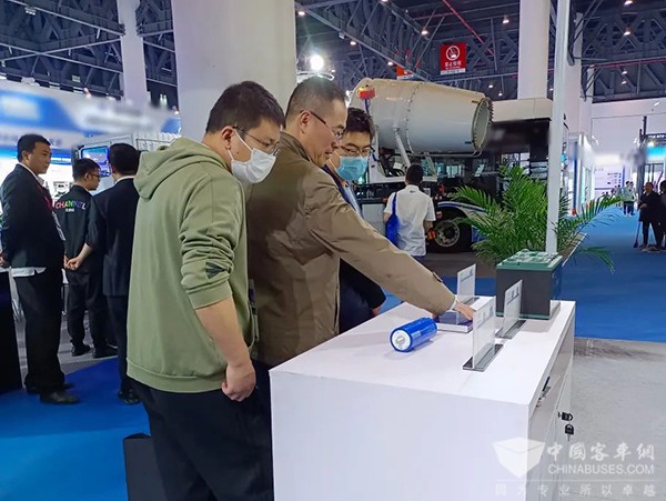 格力钛新能源 国际工业博览会 钛酸锂电池 观光铛铛车