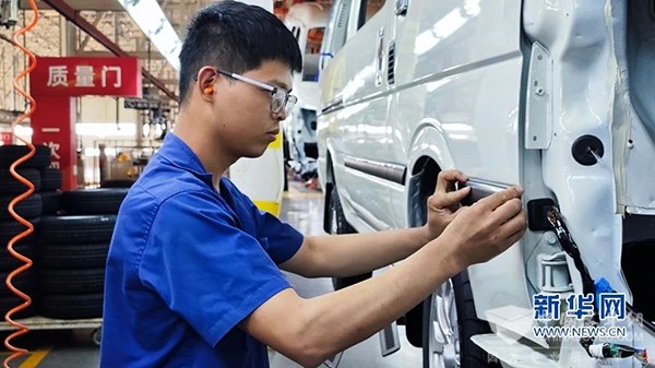 金龙客车 一带一路 发展加速度