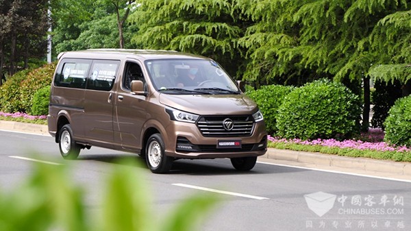 图雅诺轻客 风景智蓝G5 风景G5 全国上市发布