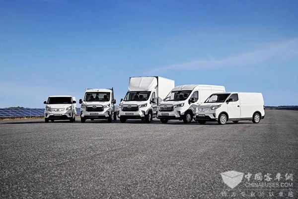 上汽大通 十二周年 100万辆 整车下线