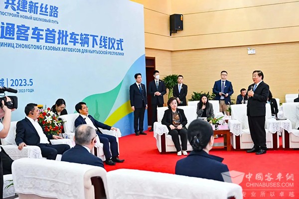 中通客车 吉尔吉斯斯坦 1000台 扎帕罗夫