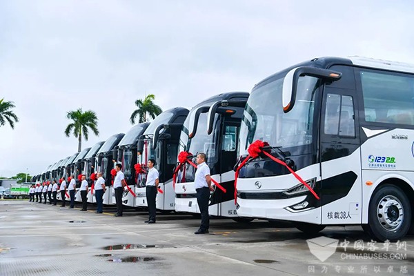 金龙客车 宁夏航源旅游 交车仪式