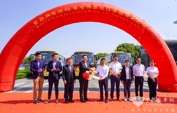 安凯客车 纯电动 A6 出口泰国