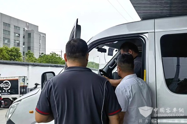 图雅诺轻客 吉象 批量交付 顺丰速运