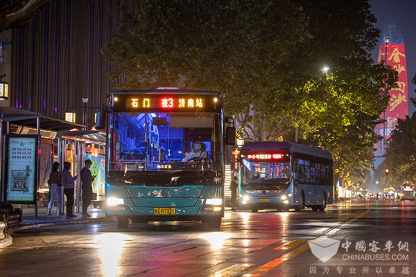 公共汽电车线网 设置和调整  客流 道路 场站 运营条件