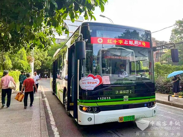 中车电动 新能源客车 护航高考 送考服务