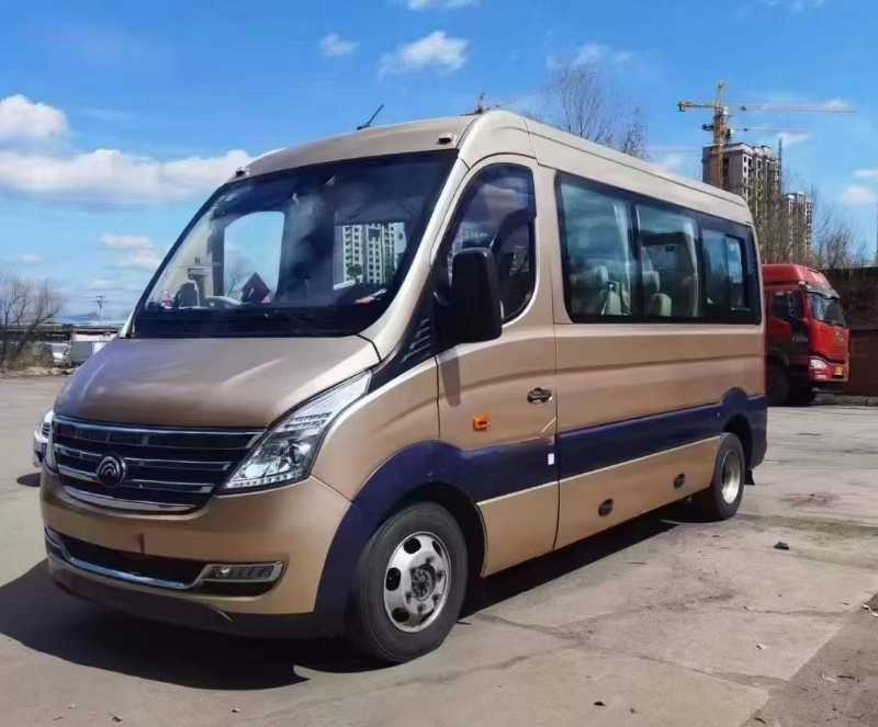 2018年10月 国五中型B照17座东北配宇通CL6二路收费客车