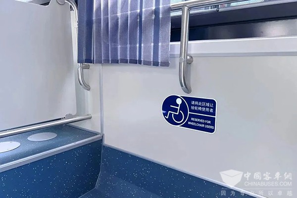 崇明巴士 一等级 无障碍 低地板 新能源公交 崇明