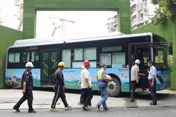 致敬城市劳动者 宜昌公交集团纳凉公交第二季正式开启