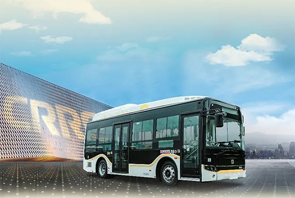 与“鲸”共舞 同中车电动C08感受大运激情