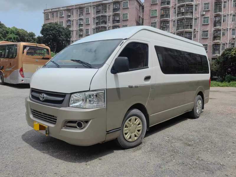 2018年12月 重金打造12座汽油2.0九龙客车