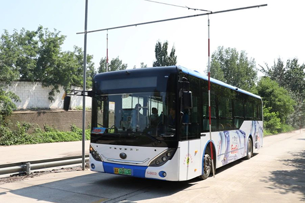 驾驶员巅峰较量 石家庄职业技能竞赛公交驾驶员工种决赛举行